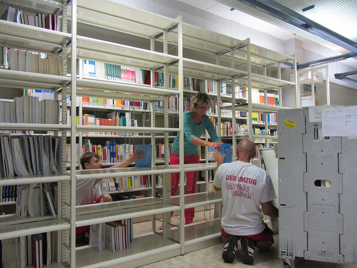 Bücherumzug | Foto: M.Hecht