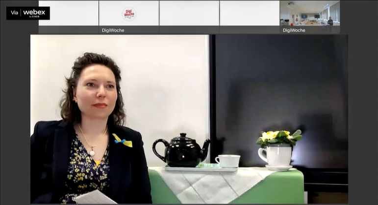 Anne Kluge in Videokonferenz mit Neubrandenburg